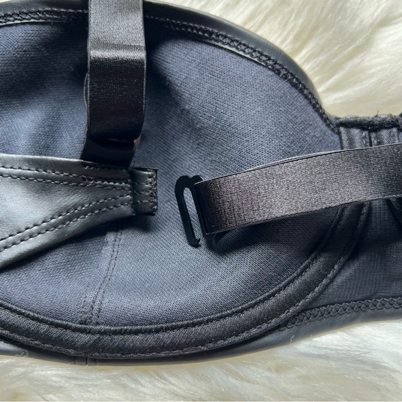 Frederick’s of Hollywood Faux Leather Black Bra Sz 38 D Goth Witch Y2K USA Made - Picture 13 of 14